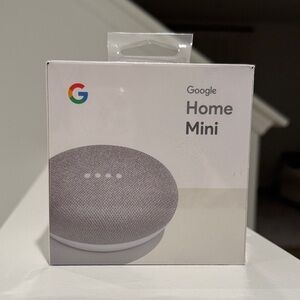 Google Home Mini in Light Gray